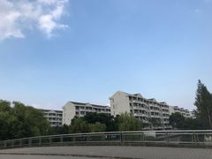 -上海第二工业大学(金海路校区)
