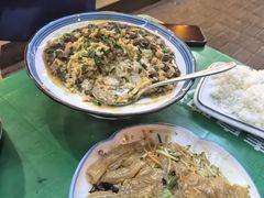 -一口猪海鲜浑锅·东北家常菜