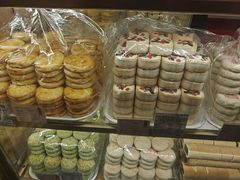 -三禾北京稻香村(北京市百货大楼店)