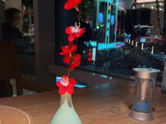 -蜜桃餐厅·伴山(湖滨商业街店)