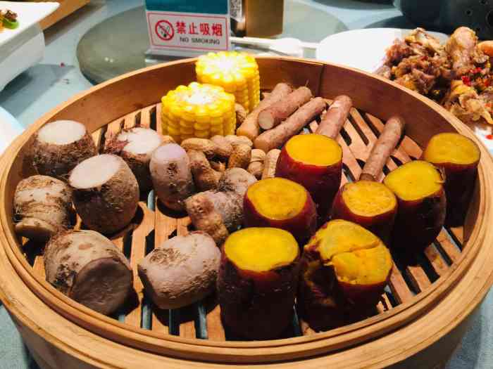 名人名家(文二路总店)-"点的特价菜还能用团购券,真的很实惠,下次.