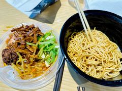 -梅溪·小伙子干挑面(安吉总店)