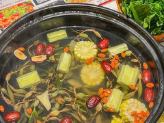 -张大厨鸡煲王·小龙虾·16年老字号(新圳东路店)