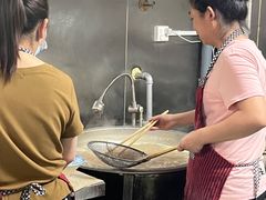 -魏旺湖北正宗牛肉面(硚口公园店)