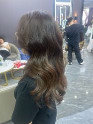 -藤野造型烫染·漂发