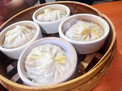 -莱莱小笼·乔艾