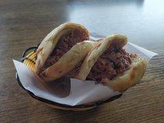 -闫家驴肉老店(华电一校店)