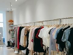 -眷顾自助服装工作室(中南金石国际广场A座店)