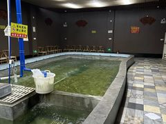 -光头佬室内钓虾场·烧烤·团建·亲子(中山八路店)