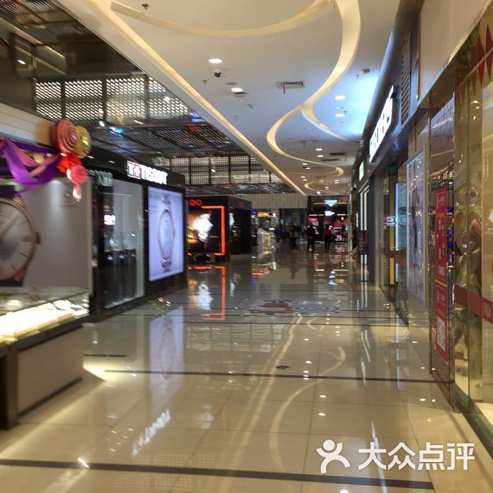 万和城购物中心