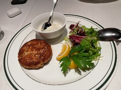 招牌蟹肉饼-Wolfgang’s Steakhouse 沃夫冈牛排馆(上海白玉兰广场店)