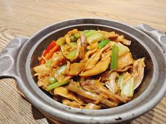 -宝燕海货工场(长江国际店)