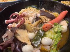 -万记麻辣烫国展总店