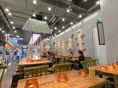 大堂-成都你六姐·牛肉冒菜(上海环宇荟店)
