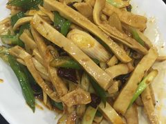 -瑞杰烧烤店·24小时营业(山东路店)