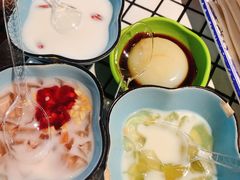 自助甜品-董眼镜火锅(洪崖洞总店)