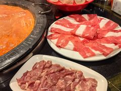 -宽板凳老灶火锅(台湾街店)