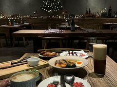 -Common Table · Brunch & Coffee