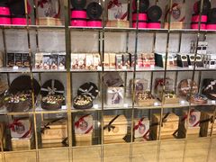 零售区-VENCHI 闻绮(北京国贸商城店)