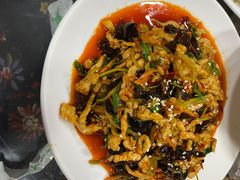 -泸沽肴(泸沽湖大洛水村农村信用社旁店)