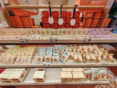 -沪上阿姨·臻选茶饮(上海环球港店)