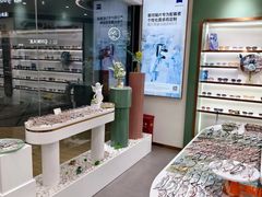 -GOOMI久米眼镜·蔡司·依视路·明月官方授权店(龙德紫金店)