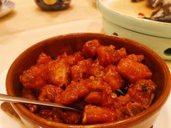 钵仔榄角排骨-沙龙酒家