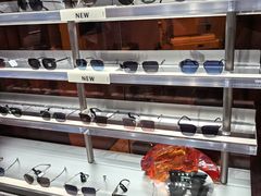 -MUJOSH木九十眼镜(月星环球港B1店)