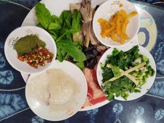 -桥香园云南过桥米线(金马碧鸡店)