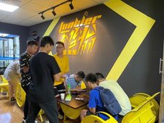 -不倒翁实景剧情密室逃脱(光明凤凰城站店)