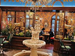 -秘密旅行Bonjour(黑金冠 江南西店)