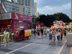 -八一路好吃街(雨田商务大厦店)