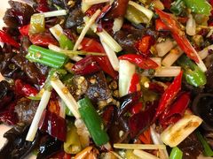 -临界音乐酒馆·小龙虾·江湖菜(华熙LIVE·鱼洞店)