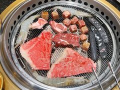 -何发发和牛烧肉·鳗鱼榴莲放题自助(乐峰广场店)