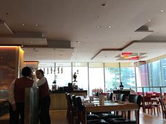 大堂-昆山琶拉帝诗酒店·河畔咖啡厅Riverside Cafe