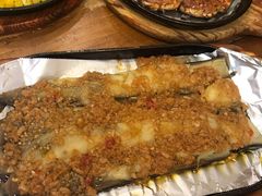 茄子-老东镇啤酒屋海鲜加工·蒸汽海鲜·海鲜烧烤(台东店)