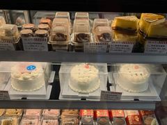 -红宝石·鲜奶小方·海派西点房(控江店)