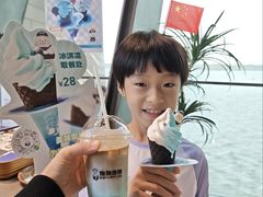 -抱抱地球咖啡馆(国家海洋博物馆店)