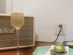 香槟茶-茶是一枝花泡茶店