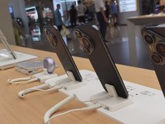 -华为授权体验店(中山公园来福士)