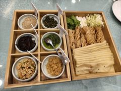 -鹊华居·地道鲁菜·海鲜·融合味(大明湖店)