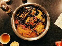 -邓莽子老火锅(中兴路总店)