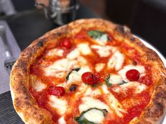 经典玛格丽特披萨-Osteria意大利餐厅