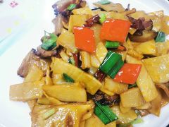 -牛头鱼庄·地道广西菜(鲁班店)