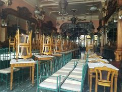 -Majestic Café