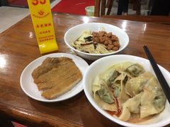 -潘国仙耳光馄饨(黄家阙路店)