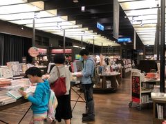 -诚品(信义店)