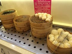 -怡人怡口牛排海鲜自助(飞龙大厦店)