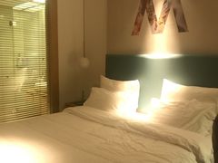 -天港漫非酒店(宁波火车站联丰地铁站店)