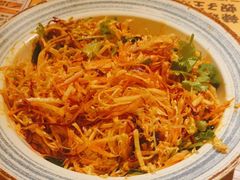 -喝丢一只鞋海鲜烧烤·海肠捞饭(东关街店)
